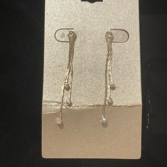 Jewelry - Elegant Silver Dangle Earrings‎
